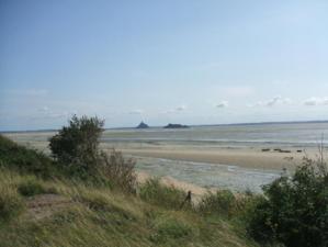 Le G.R. 223 : balcon sur la baie  Le G.R. 223 : balcon sur la baie