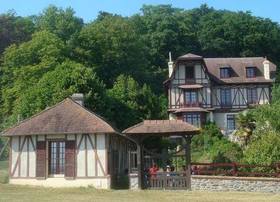 Le Roc-Dret : gîte et chambres d'hôtes Le Roc-Dret : gîte et chambres d'hôtes