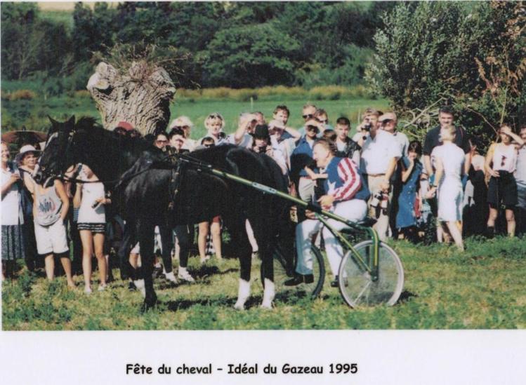 Une grande fête pour le retour d' Idéal à St Jean en 1995