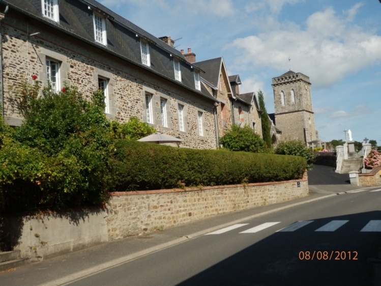 Saint Jean le Thomas, hier et aujourd'hui Saint Jean le Thomas, hier et aujourd'hui