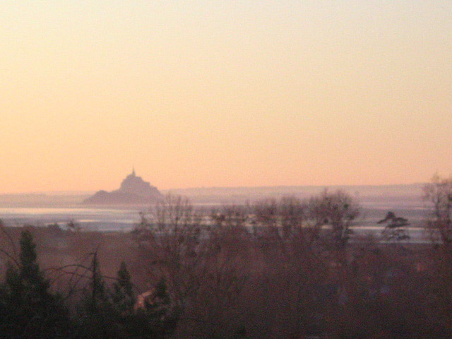 Les Hauts, chambre d'hôtes de charme avec vue magnifique sur le Mont Saint Michel et sa baie Les Hauts, chambre d'hôtes de charme avec vue magnifique sur le Mont Saint Michel et sa baie
