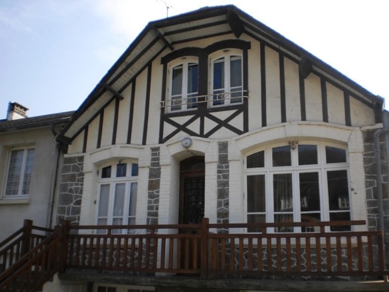 Appartement pour 2 personnes chez Annick et Jean Rollo, terrasse sur le jardin Appartement pour 2 personnes chez Annick et Jean Rollo, terrasse sur le jardin