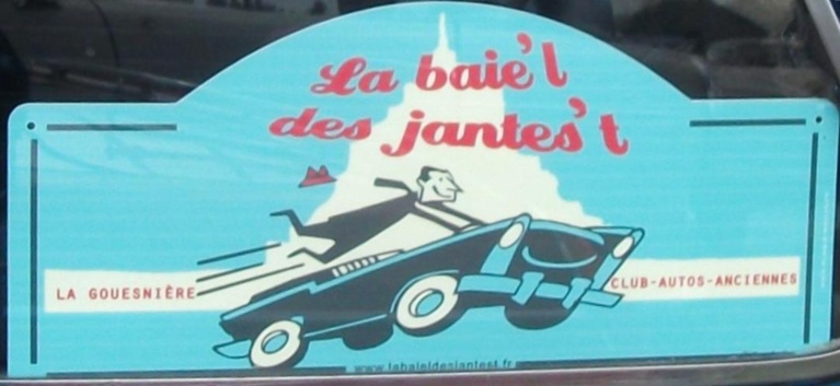 Souvenir de la ronde des vieilles voitures Souvenir de la ronde des vieilles voitures