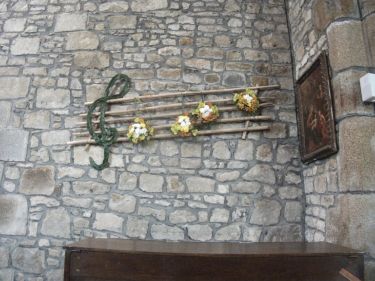 Journées du Patrimoine 2013 à Lolif : l'église fleurie Journées du Patrimoine 2013 à Lolif : l'église fleurie