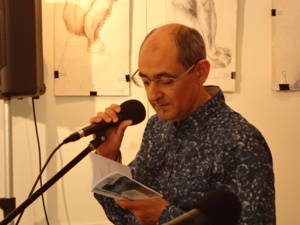 Eric Jacquelin nous lit un poème Eric Jacquelin nous lit un poème
