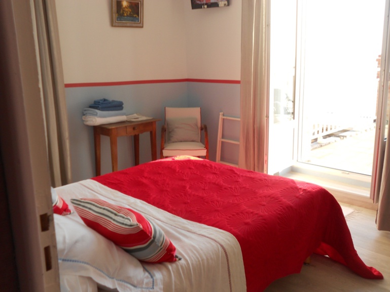 "Villa Les Dunesl" : le charme d'une vue merveilleuse sur le Mont Saint Michel et la baie. "Villa Les Dunesl" : le charme d'une vue merveilleuse sur le Mont Saint Michel et la baie.