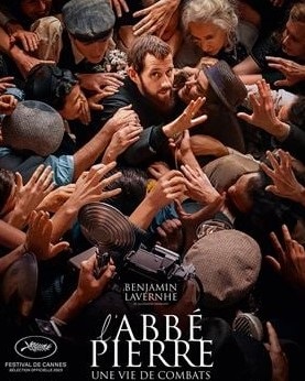 Le 23/12/2023, 2 films à Carolles, 14h30, LES TROLLS. 18h30 : l'abbé PIIERRE