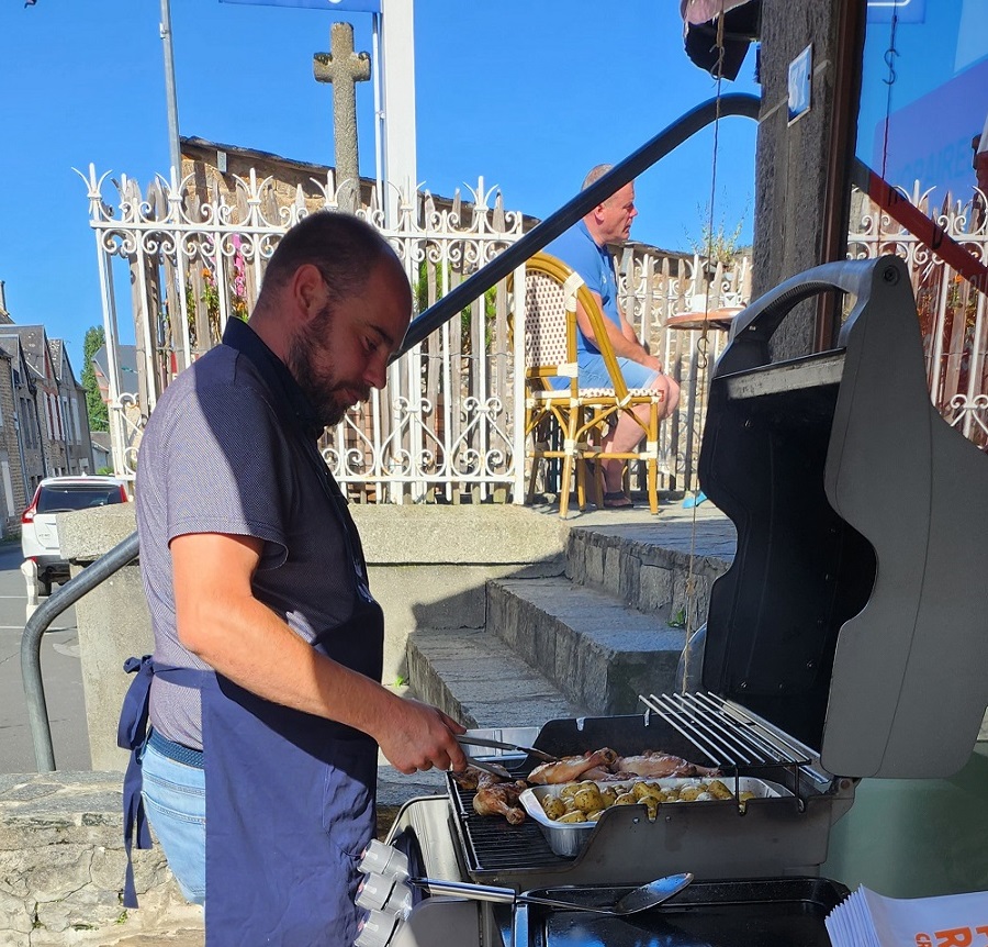 Nouveau ! Barbecue le dimanche à l'épicerie de St Jean le Thomas