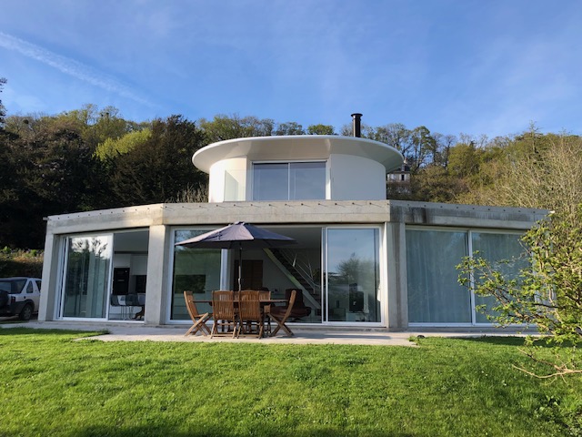 Maison de vacances, PORT SAINT JEAN, beauté, charme et confort. Maison de vacances, PORT SAINT JEAN, beauté, charme et confort.